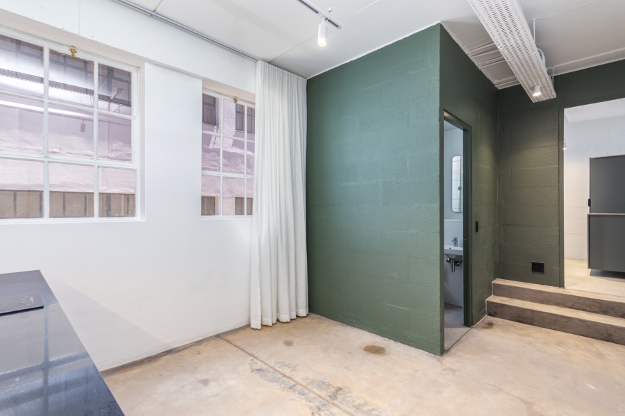 1 Bedroom Property for Sale in Gardens Western Cape